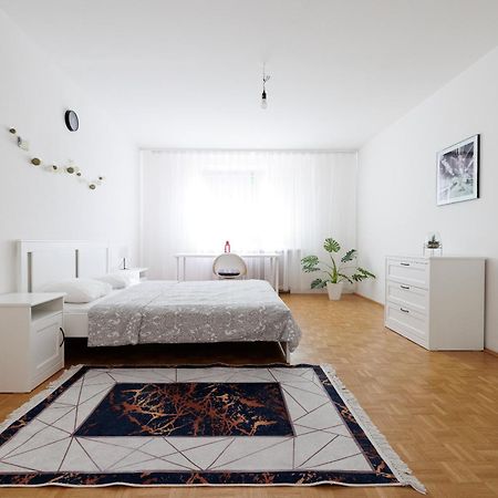 Neue renovierte und möblierte charmante Wohnung!!! Wien Exterior foto