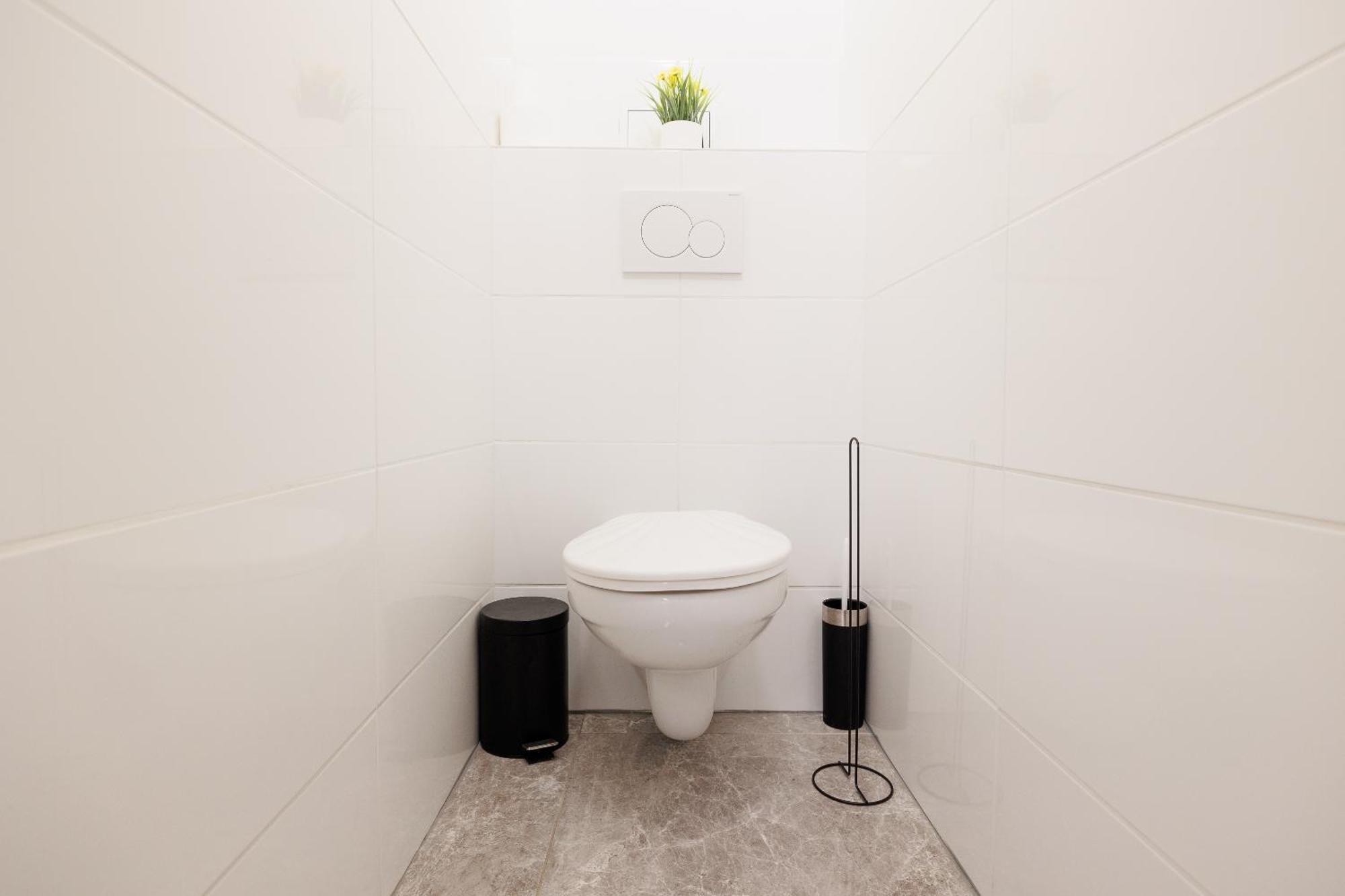 Neue renovierte und möblierte charmante Wohnung!!! Wien Exterior foto