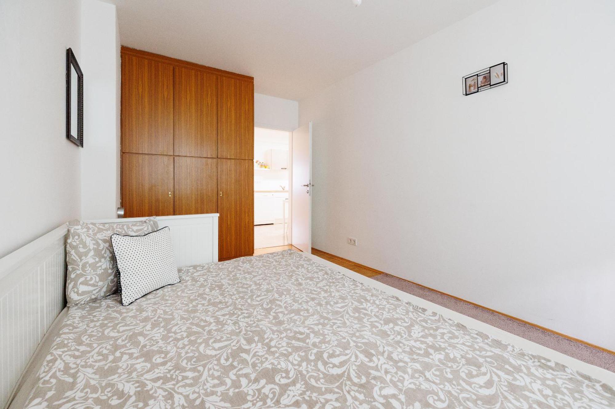 Neue renovierte und möblierte charmante Wohnung!!! Wien Exterior foto